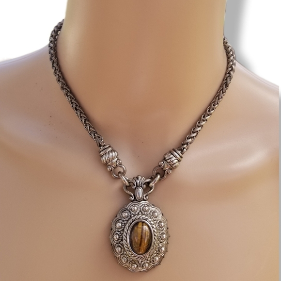 VINTAGE ORNATE SILVERTONE TIGERS EYE PENDANT & WHEAT CHAIN STATEMENT NECKLACE - Picture 1 of 8